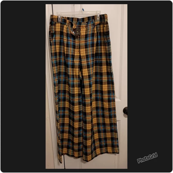 Dressed In lala Plaid Pants READ DESCRIPTION - Picture 3 of 7